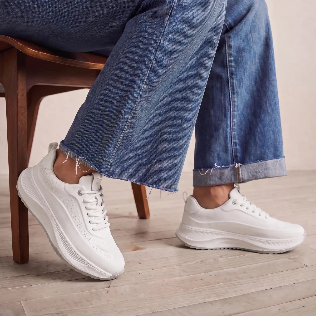 CloudStep™ - Omega Walk - M292-White2-37