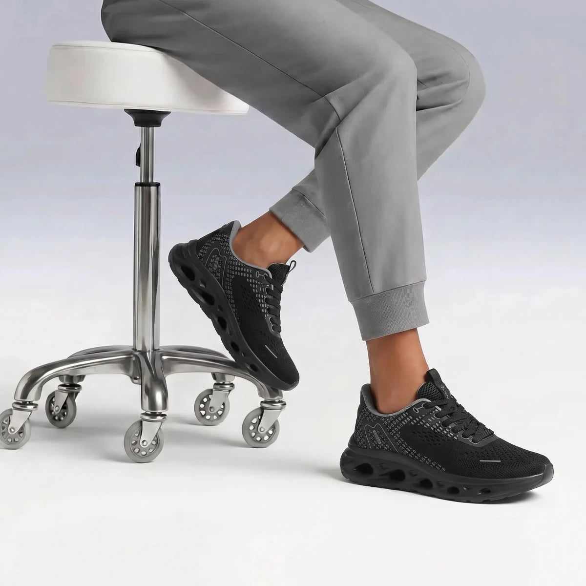 Cosmos - Omega Walk - M290-Black-36