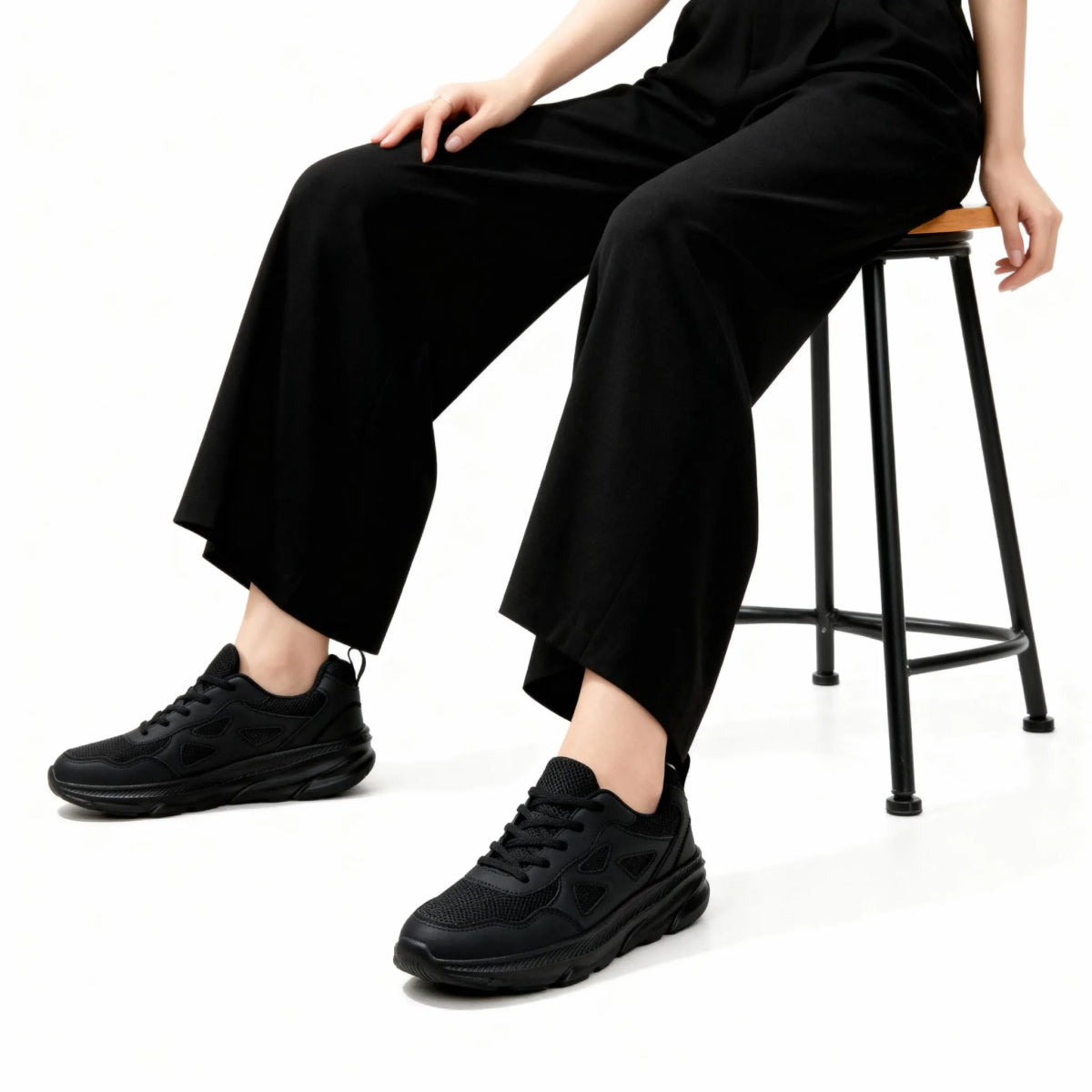 Motion X - Omega Walk - M272-Black-36