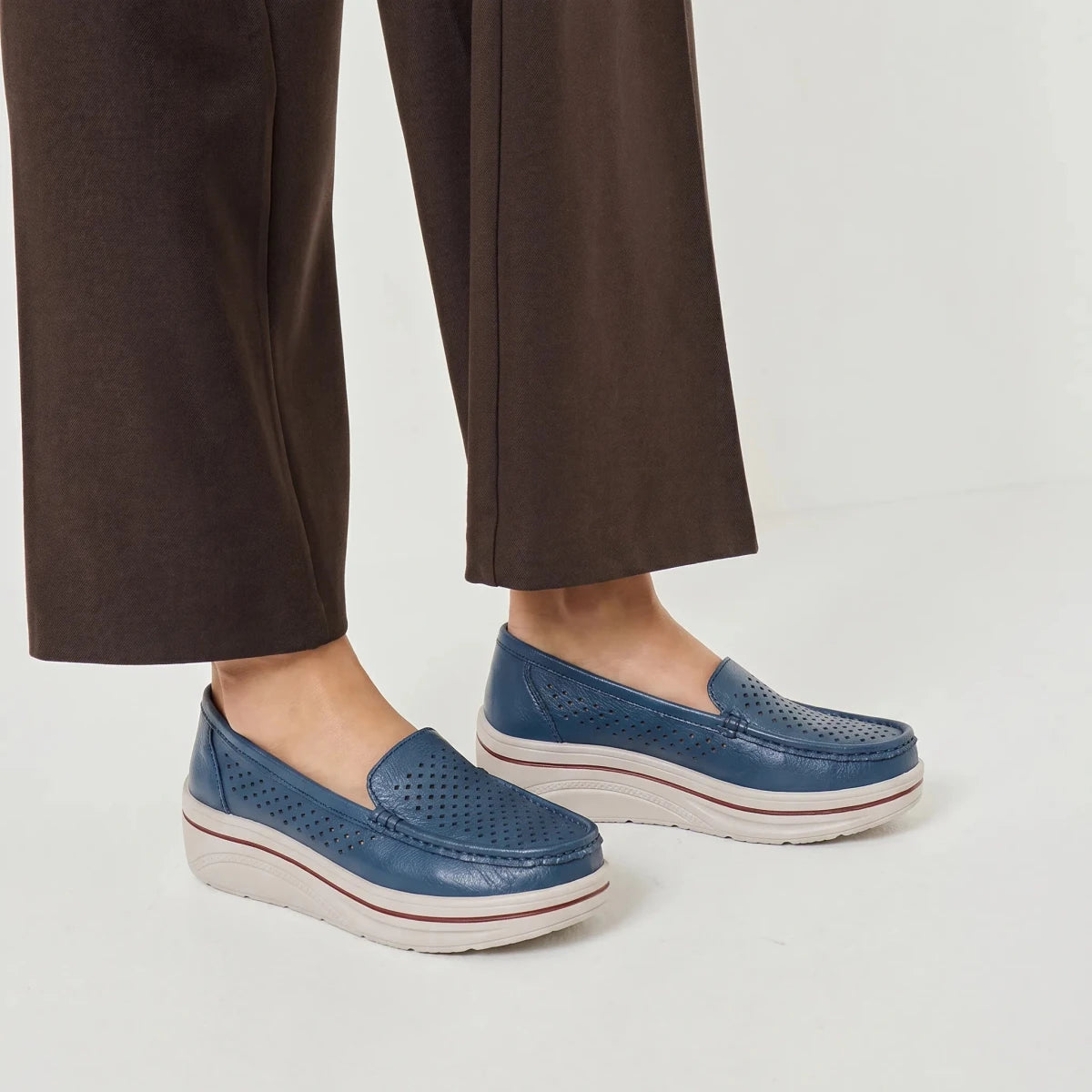Soleva - Omega Walk - M291-Blue-35