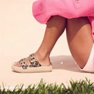 Vibe - Omega Walk - M282-Leopard-35-36